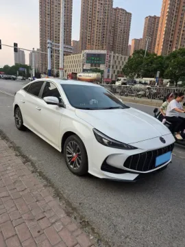 2025 MG 5 1.5T 181HP L4 7DCT