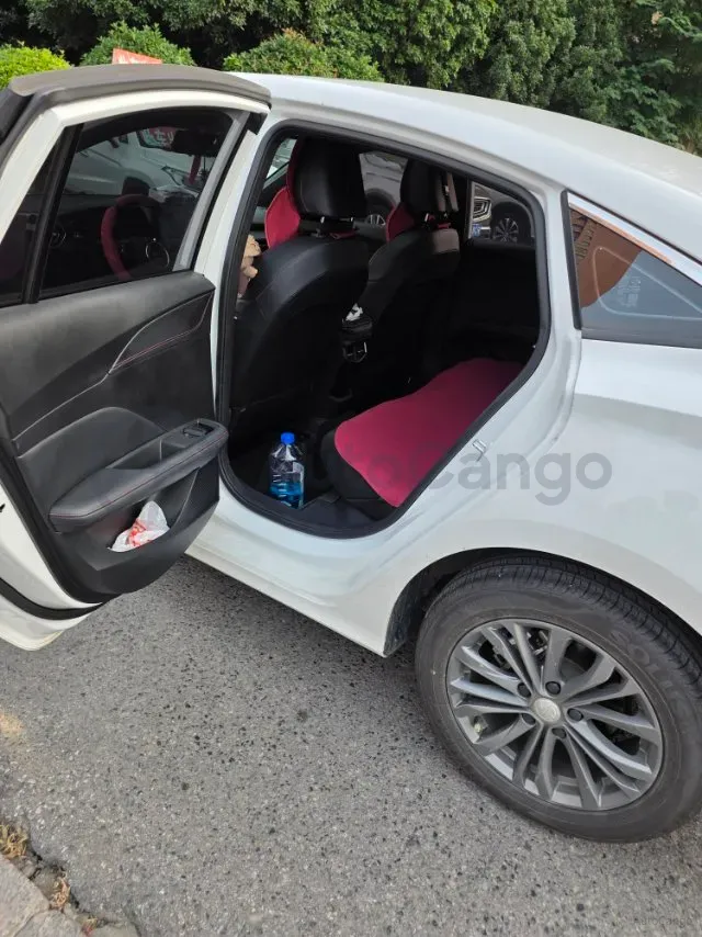 2025 MG 5 1.5T 181HP L4 7DCT,autocango,china used car exporter,china ev exporter,chinese used car exporter,chinese used ev exporter