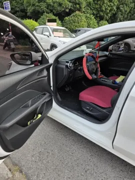 2025 MG 5 1.5T 181HP L4 7DCT