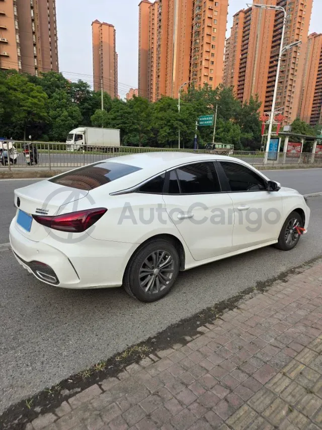 2025 MG 5 1.5T 181HP L4 7DCT,autocango,china used car exporter,china ev exporter,chinese used car exporter,chinese used ev exporter
