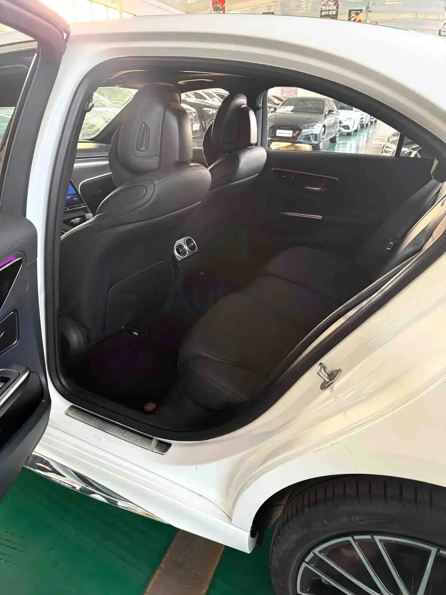 2023 Mercedes-Benz C Class 1.5T 170HP L4 9AT,autocango,china used car exporter,china ev exporter,chinese used car exporter,chinese used ev exporter