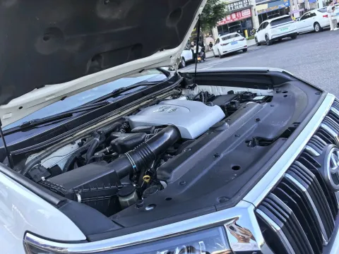 2018 Toyota Land Cruiser Prado 3.5L 280HP V6 6AT