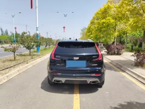 2020 Cadillac XT4 2.0T 237HP L4 9AT