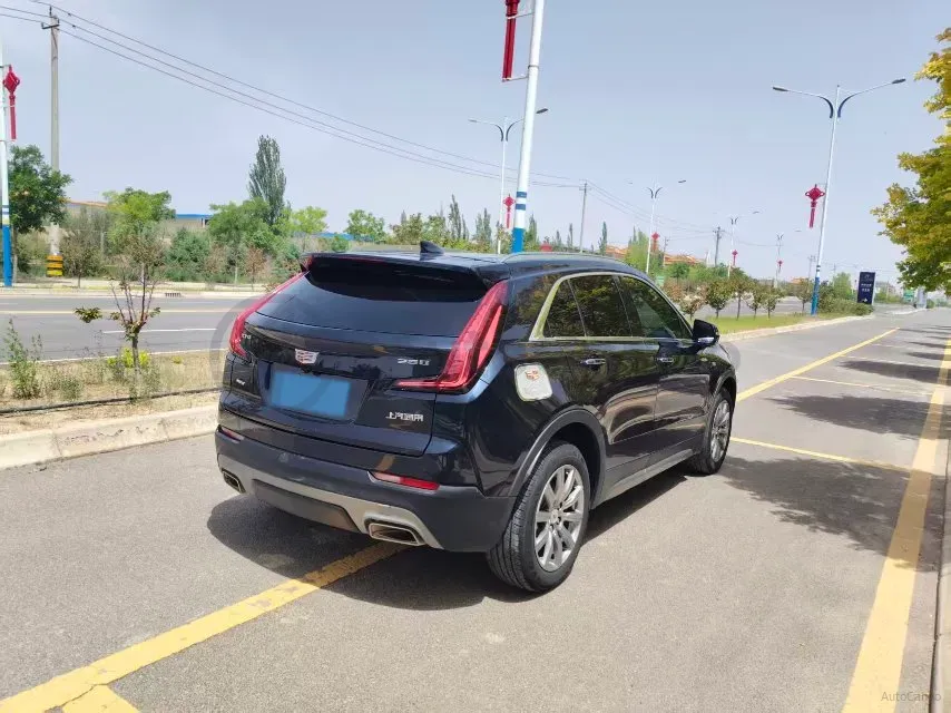 2020 Cadillac XT4 2.0T 237HP L4 9AT,autocango,china used car exporter,china ev exporter,chinese used car exporter,chinese used ev exporter
