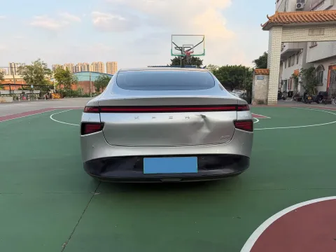 2020 DS 7 1.6T 215HP L4 8AT