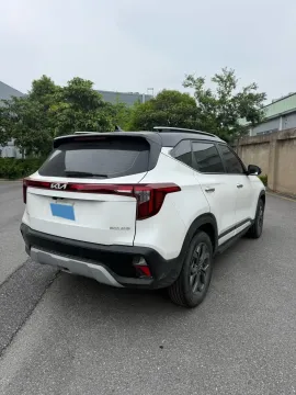 2023 Kia Seltos 1.5L 115HP L4 CVT