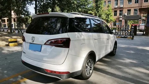2019 BaoJun 730 1.5L 105HP L4 6MT