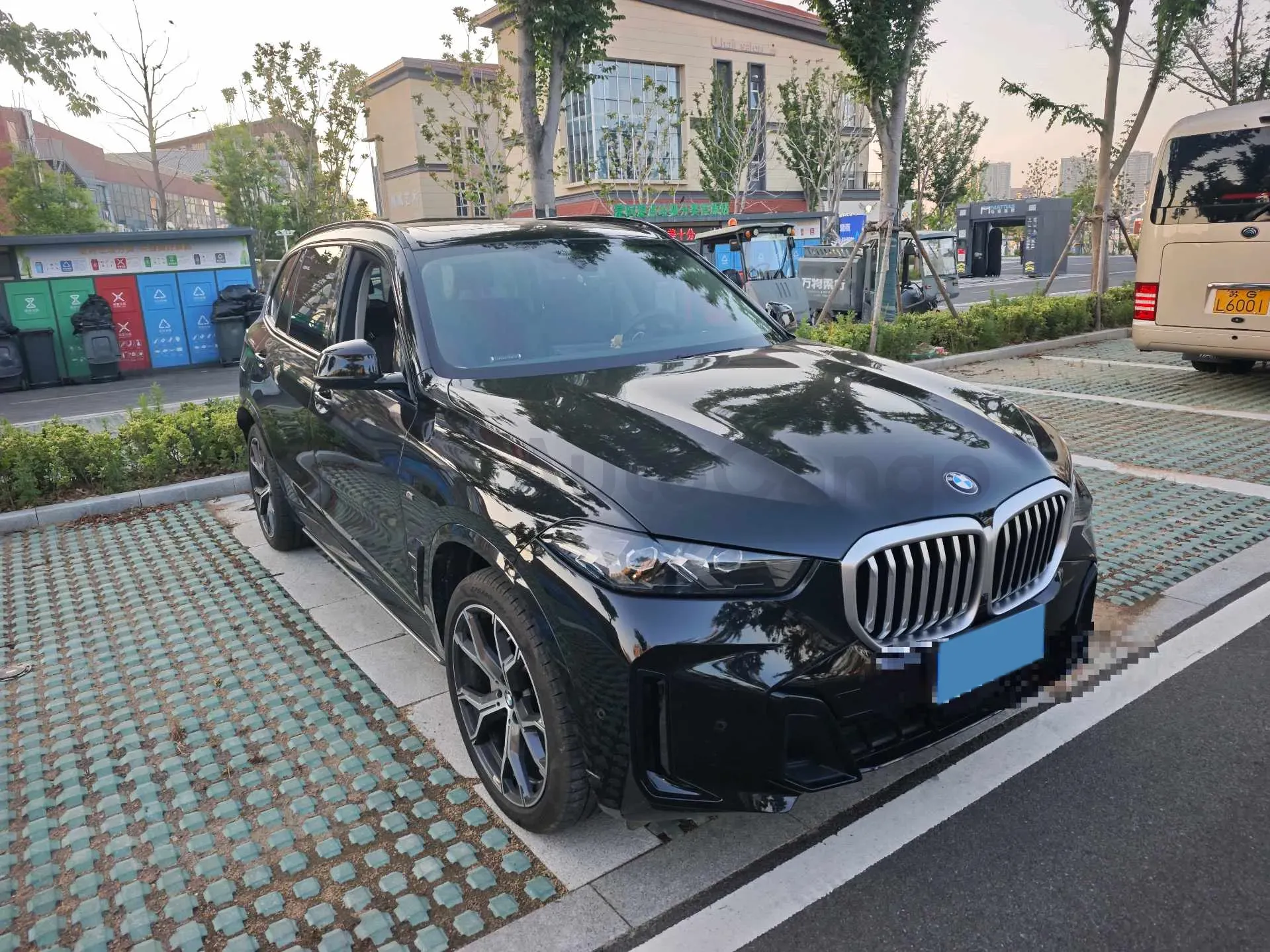2023 BMW X5 2.0T 258HP L4 8AT,autocango,china used car exporter,china ev exporter,chinese used car exporter,chinese used ev exporter