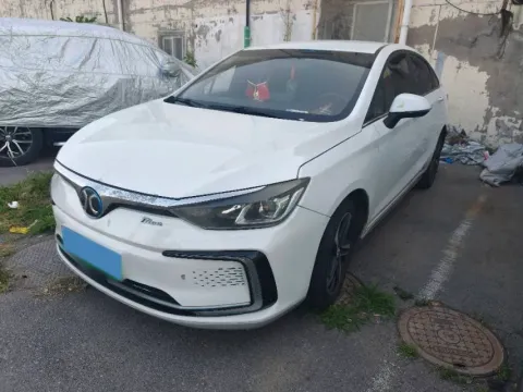 2018 BEIJING AUTO EU5,autocango,china used car exporter,china ev exporter,chinese used car exporter,chinese used ev exporter