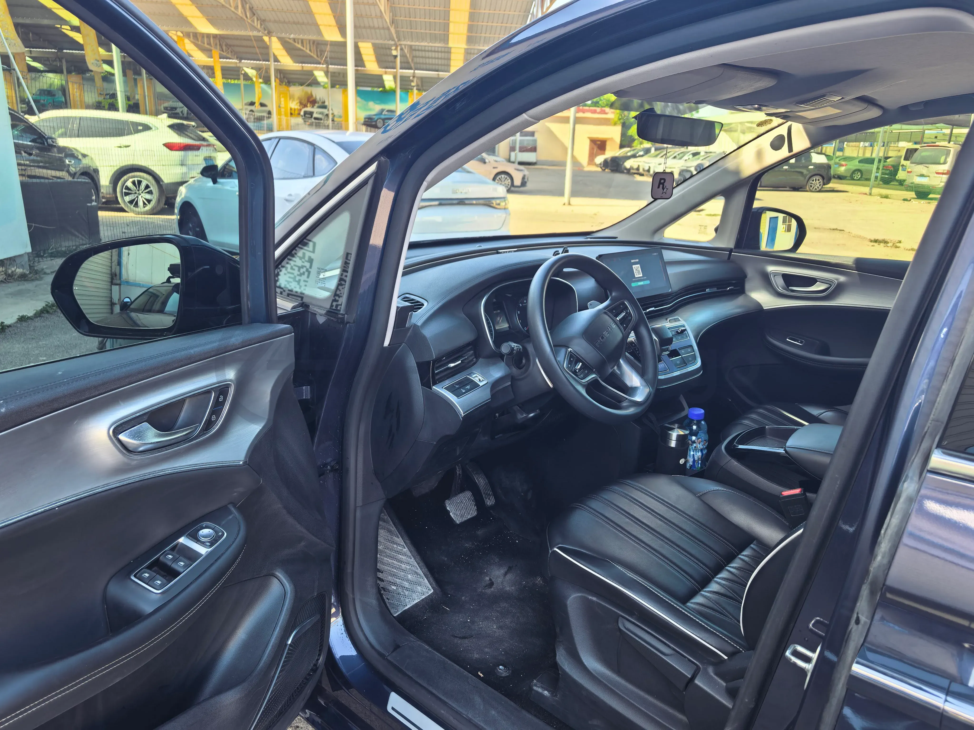 2023 Roewe iMAX8 2.0T 234HP L4 8AT,autocango,china used car exporter,china ev exporter,chinese used car exporter,chinese used ev exporter