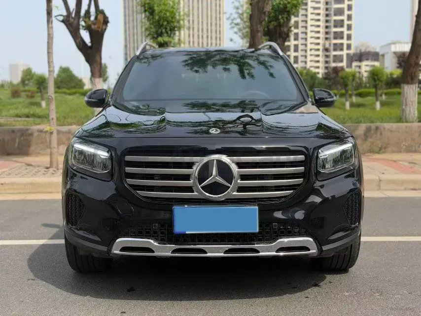 2025 Mercedes-Benz GLB Class 2.0T 190HP L4 8DCT,autocango,china used car exporter,china ev exporter,chinese used car exporter,chinese used ev exporter