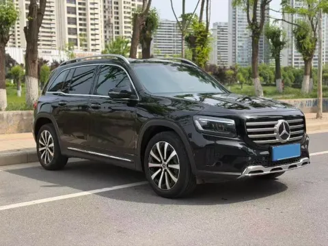 2025 Mercedes-Benz GLB Class 2.0T 190HP L4 8DCT