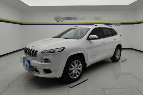 2017 JEEP CHEROKEE,autocango,china used car exporter,china ev exporter,chinese used car exporter,chinese used ev exporter