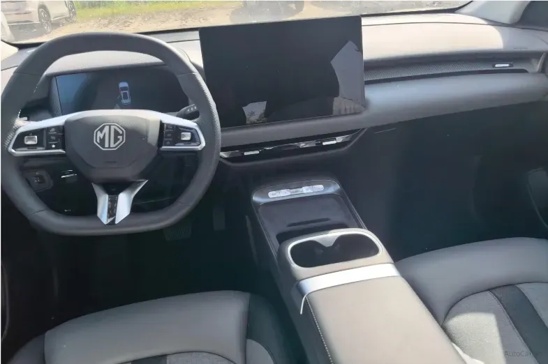 2025 MG MG ES5 BEV 49.1KWH,autocango,china used car exporter,china ev exporter,chinese used car exporter,chinese used ev exporter