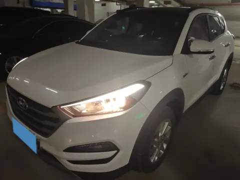 2018 HYUNDAI TUCSON,autocango,china used car exporter,china ev exporter,chinese used car exporter,chinese used ev exporter