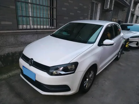 2016 VOLKSWAGEN POLO,autocango,china used car exporter,china ev exporter,chinese used car exporter,chinese used ev exporter