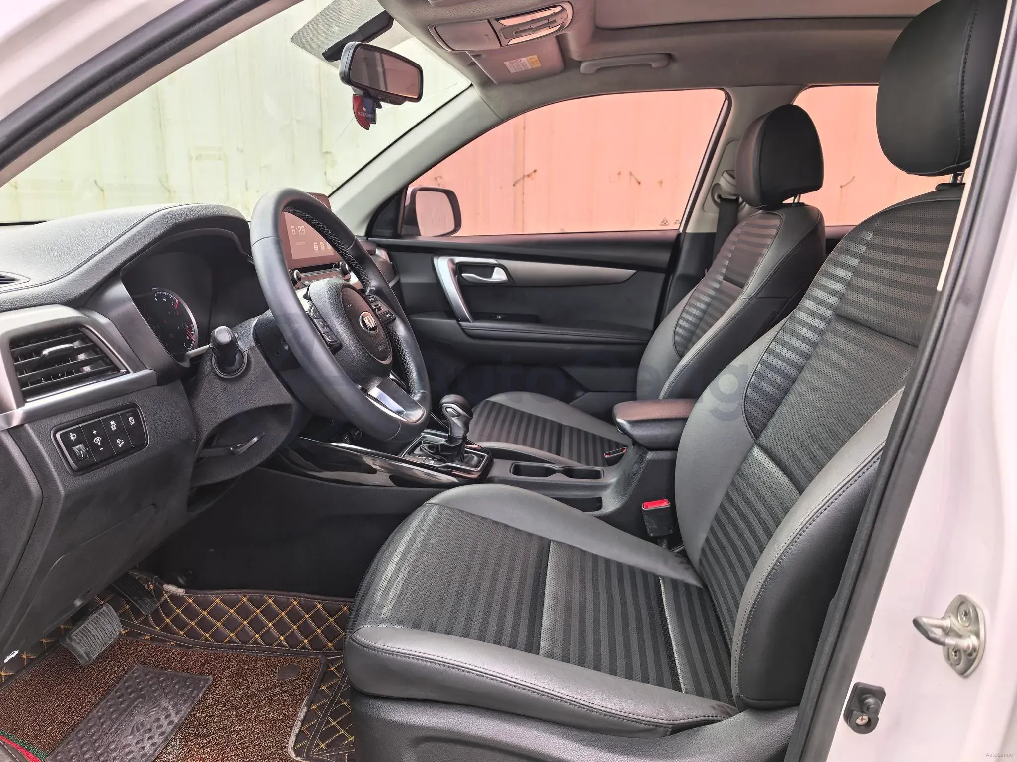 2018 Kia Sportage R 2.0L 160HP L4 6AT,autocango,china used car exporter,china ev exporter,chinese used car exporter,chinese used ev exporter