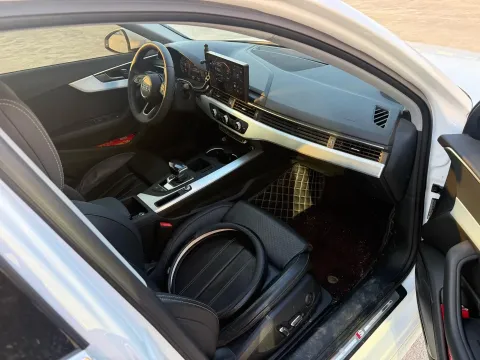 2024 Audi A4L 2.0T 190HP L4 7DCT