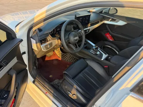 2024 Audi A4L 2.0T 190HP L4 7DCT