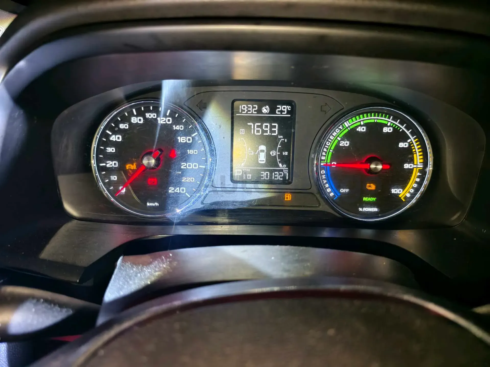 2019 Roewe i6 1.5T 169HP L4 AMT PHEV 9.1KWH,autocango,china used car exporter,china ev exporter,chinese used car exporter,chinese used ev exporter