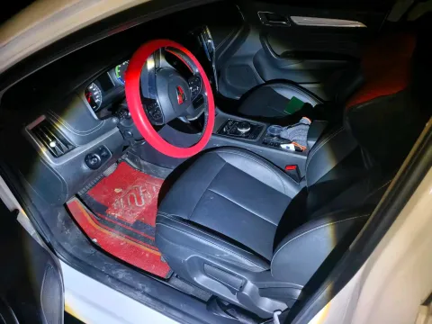2019 Roewe i6 1.5T 169HP L4 AMT PHEV 9.1KWH