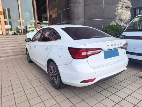 2019 Roewe i5 1.5L 120HP L4 CVT