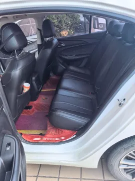 2019 Roewe i5 1.5L 120HP L4 CVT