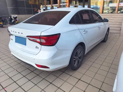 2019 Roewe i5 1.5L 120HP L4 CVT