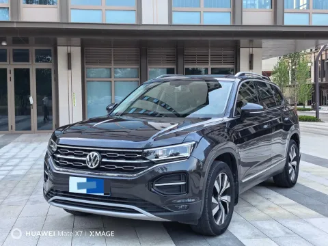 2019 JEEP CHEROKEE,autocango,china used car exporter,china ev exporter,chinese used car exporter,chinese used ev exporter
