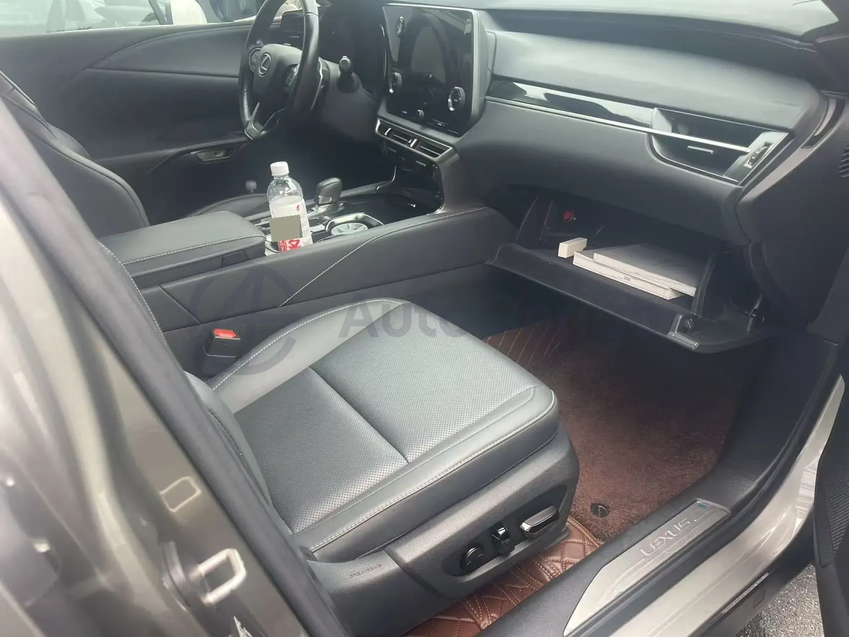 2023 Lexus RX 2.5L 189HP L4 E-CVT Hybrid,autocango,china used car exporter,china ev exporter,chinese used car exporter,chinese used ev exporter