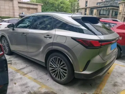 2023 Lexus RX 2.5L 189HP L4 E-CVT Hybrid