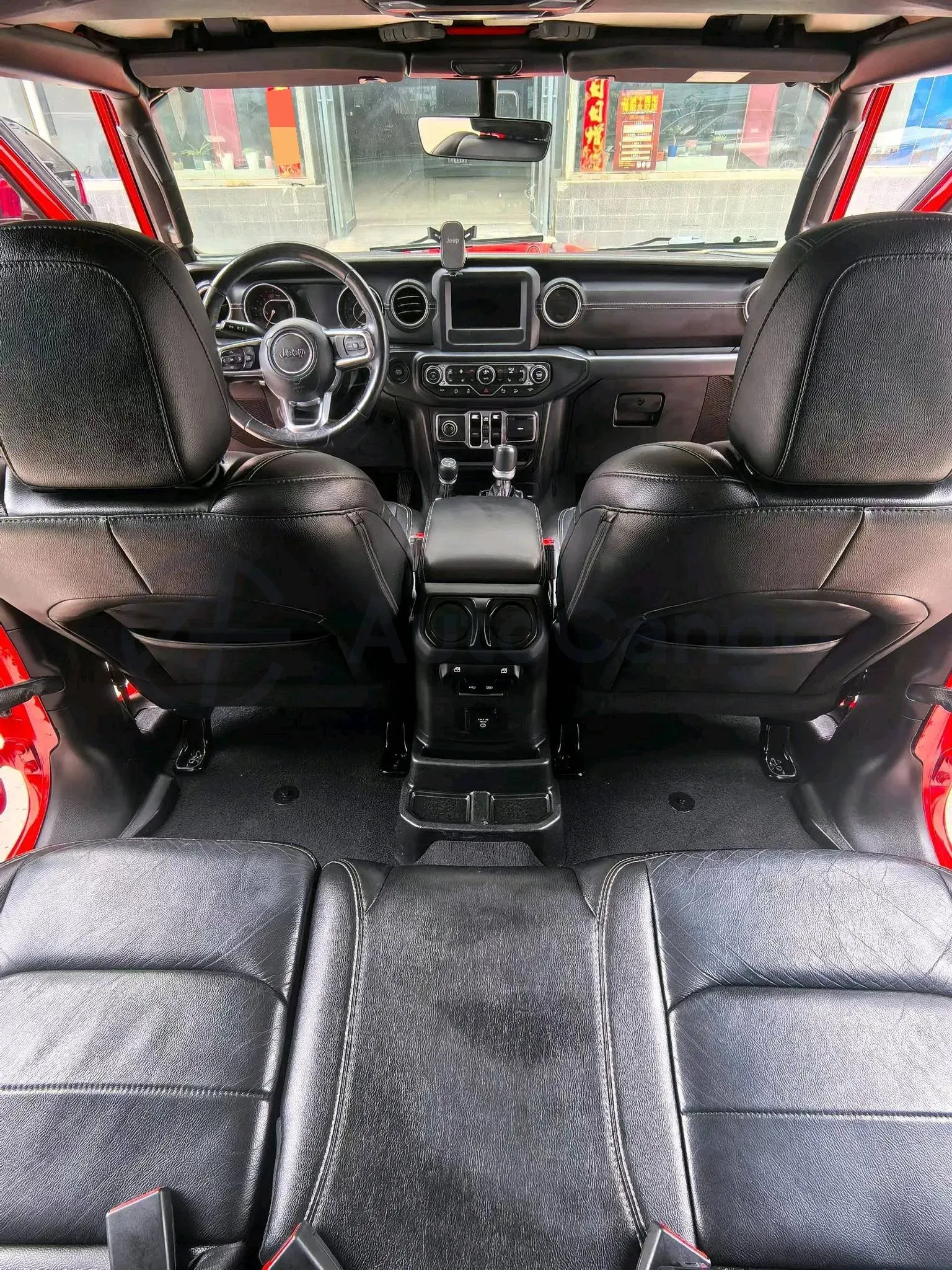 2018 Jeep Wrangler 2.0T 266HP L4 8AT,autocango,china used car exporter,china ev exporter,chinese used car exporter,chinese used ev exporter