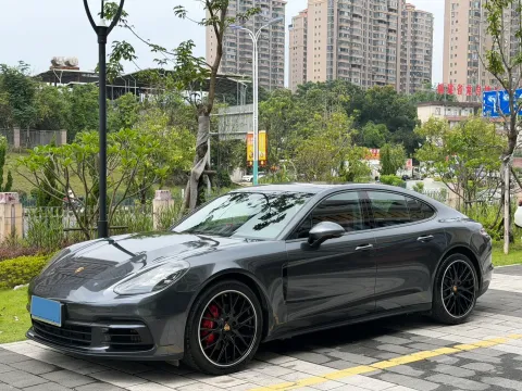 2019 PORSCHE PANAMERA,autocango,china used car exporter,china ev exporter,chinese used car exporter,chinese used ev exporter
