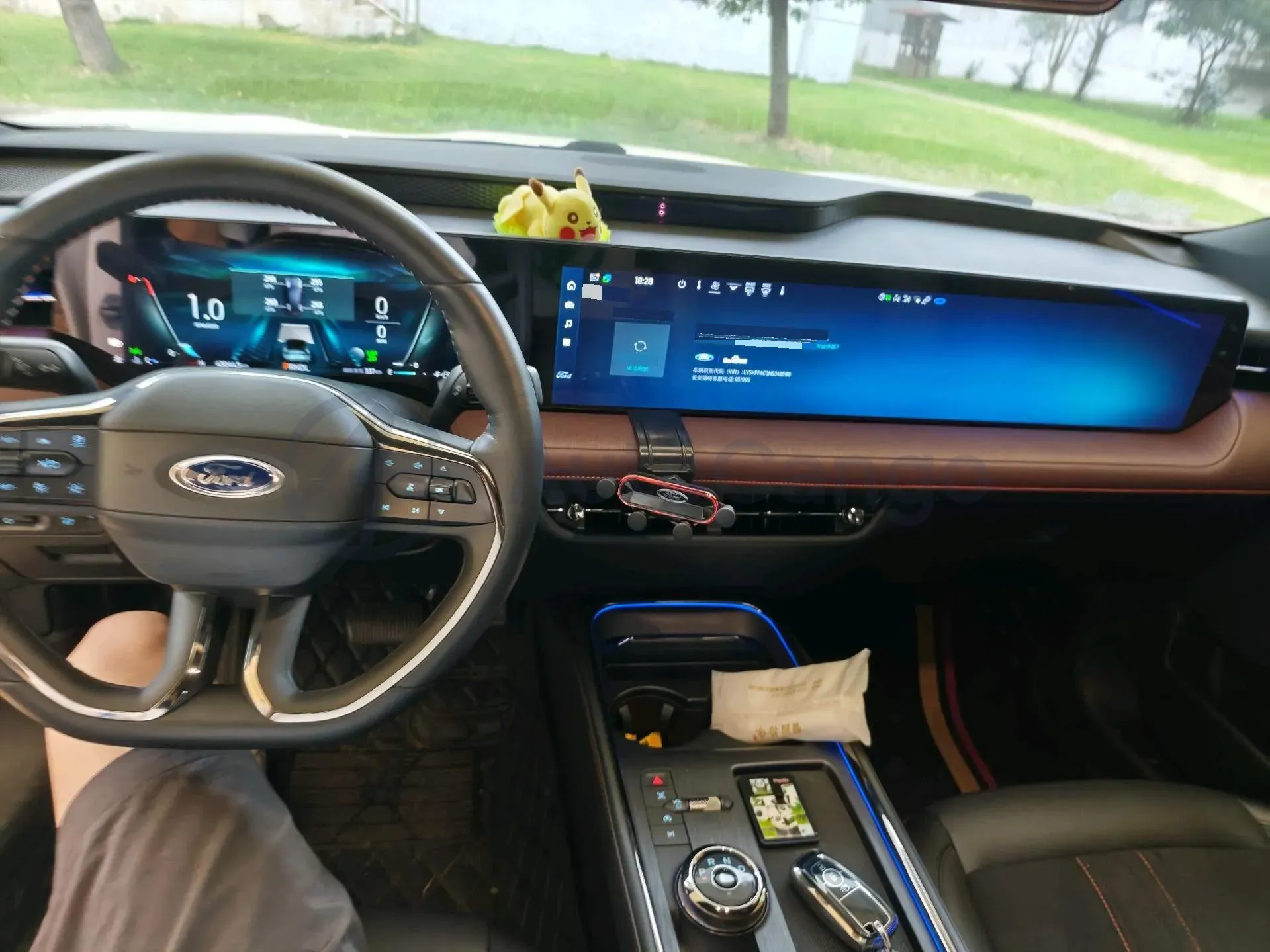 2022 Ford Mondeo 2.0T 238HP L4 8AT,autocango,china used car exporter,china ev exporter,chinese used car exporter,chinese used ev exporter