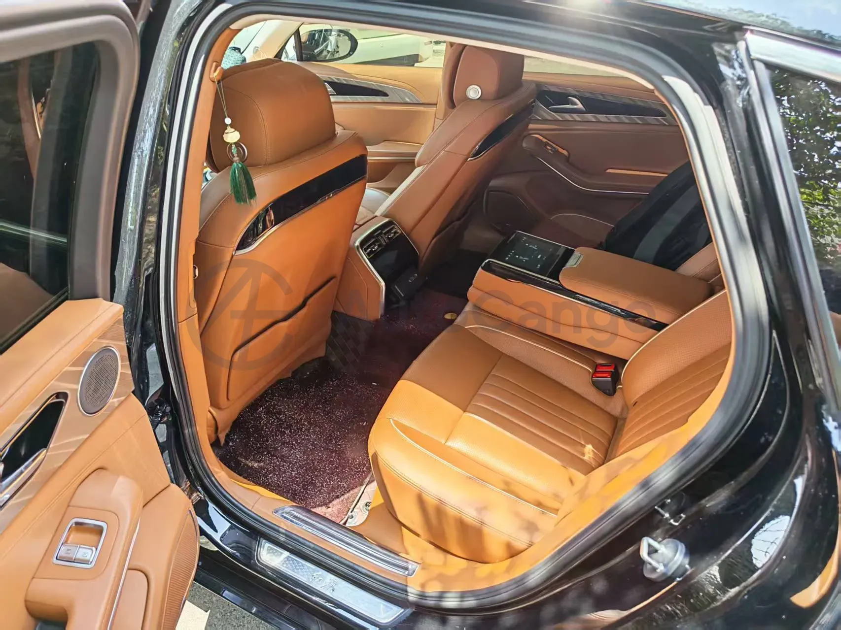 2022 HongQi H9 2.0T 252HP L4 7DCT,autocango,china used car exporter,china ev exporter,chinese used car exporter,chinese used ev exporter