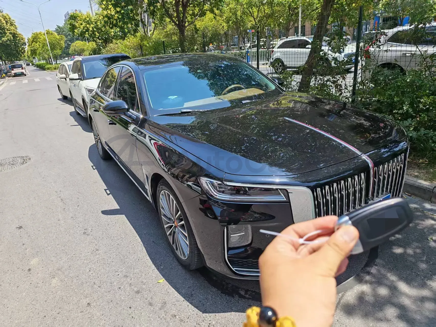 2022 HongQi H9 2.0T 252HP L4 7DCT,autocango,china used car exporter,china ev exporter,chinese used car exporter,chinese used ev exporter
