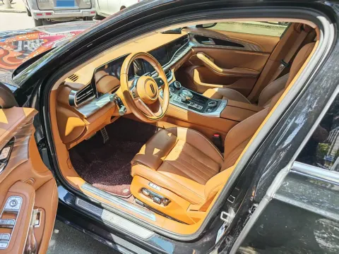 2022 HongQi H9 2.0T 252HP L4 7DCT