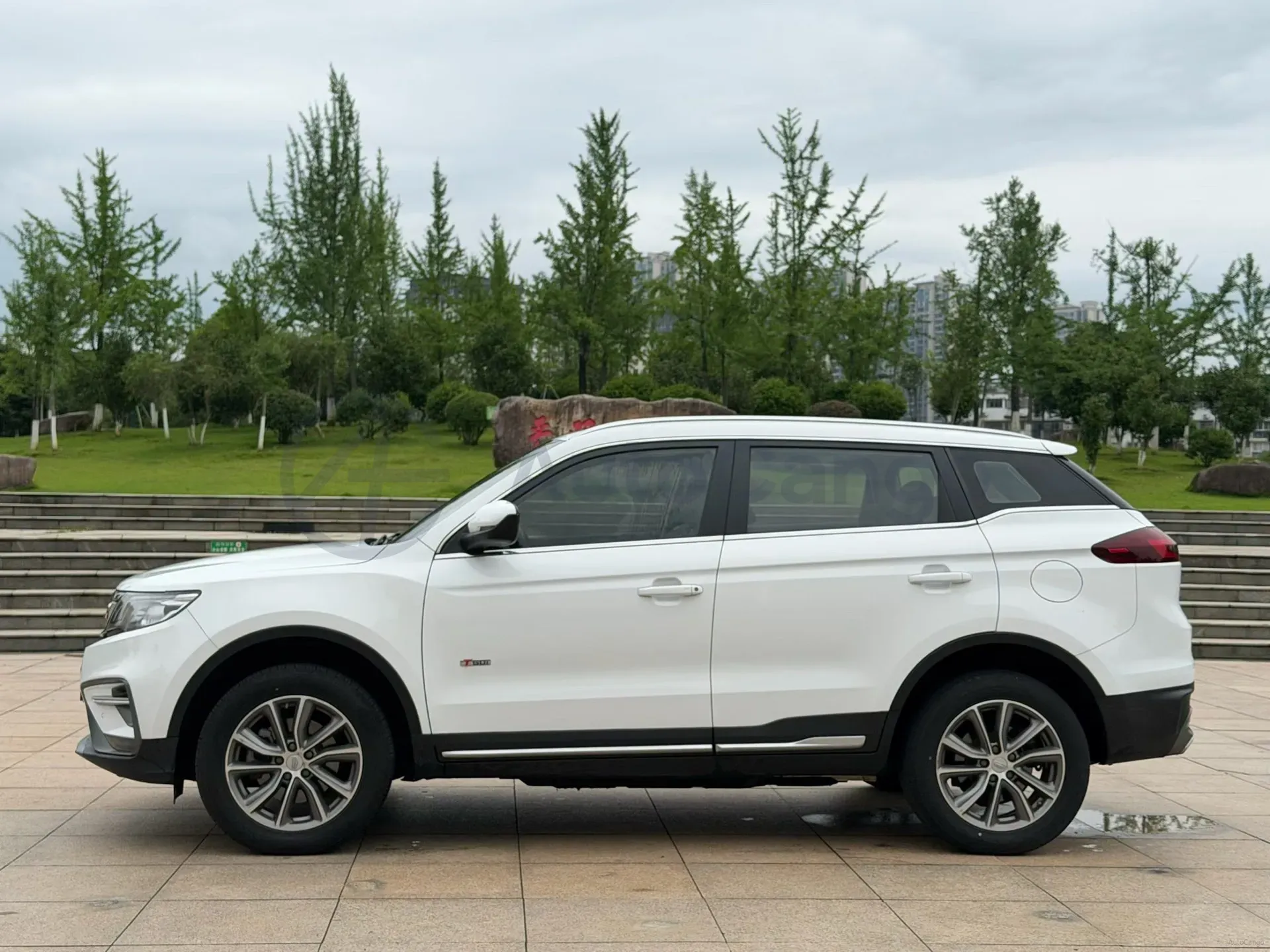 2020 Roewe i6 1.5T 169HP L4 7DCT,autocango,china used car exporter,china ev exporter,chinese used car exporter,chinese used ev exporter