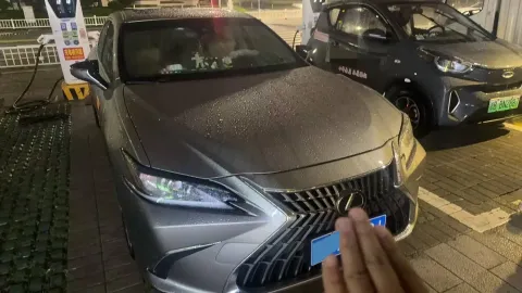 2020 Lexus ES 2.0L 173HP L4 CVT
