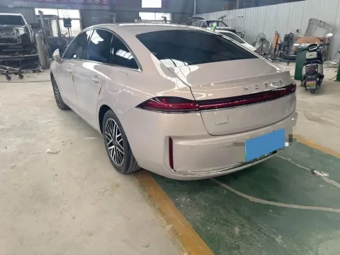 2025 Roewe M7 DMH 1.5L 112HP L4 1DHT PHEV