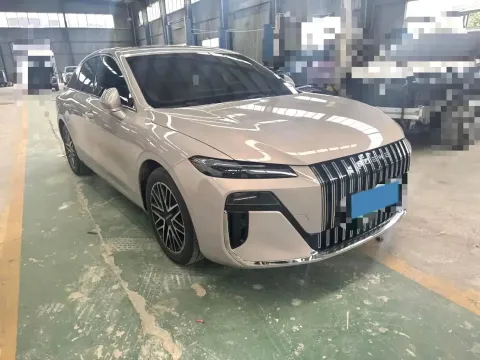 2025 Roewe M7 DMH 1.5L 112HP L4 1DHT PHEV