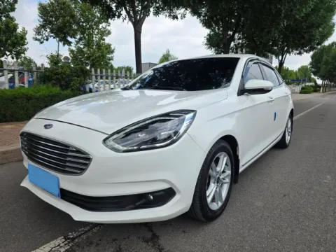 2019 FORD ESCORT,autocango,china used car exporter,china ev exporter,chinese used car exporter,chinese used ev exporter