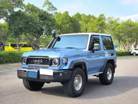 2022 TOYOTA LAND CRUISER,autocango,china used car exporter,china ev exporter,chinese used car exporter,chinese used ev exporter