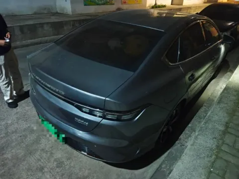 2022 Roewe RX5 MAX 1.5T 181HP L4 6AT,autocango,china used car exporter,china ev exporter,chinese used car exporter,chinese used ev exporter