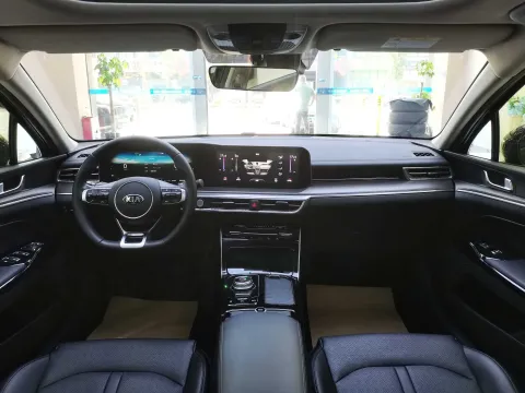 2020 Kia K5 1.5T 170HP L4 7DCT