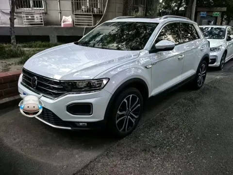 2022 VOLKSWAGEN T-ROC,autocango,china used car exporter,china ev exporter,chinese used car exporter,chinese used ev exporter