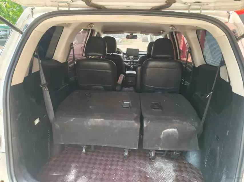 2019 BaoJun 730 1.5T 147HP L4 6MT,autocango,china used car exporter,china ev exporter,chinese used car exporter,chinese used ev exporter
