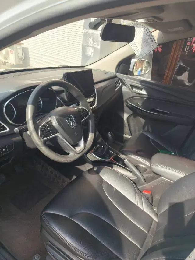 2019 BaoJun 730 1.5T 147HP L4 6MT,autocango,china used car exporter,china ev exporter,chinese used car exporter,chinese used ev exporter