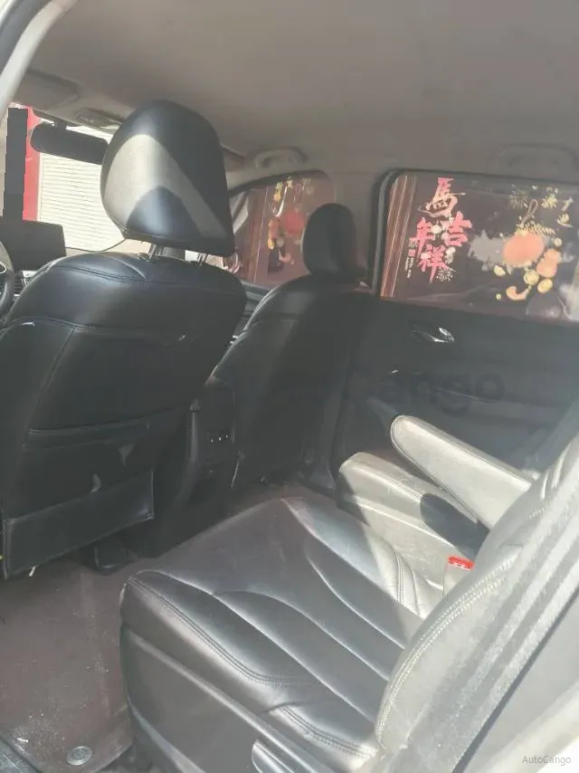 2019 BaoJun 730 1.5T 147HP L4 6MT,autocango,china used car exporter,china ev exporter,chinese used car exporter,chinese used ev exporter