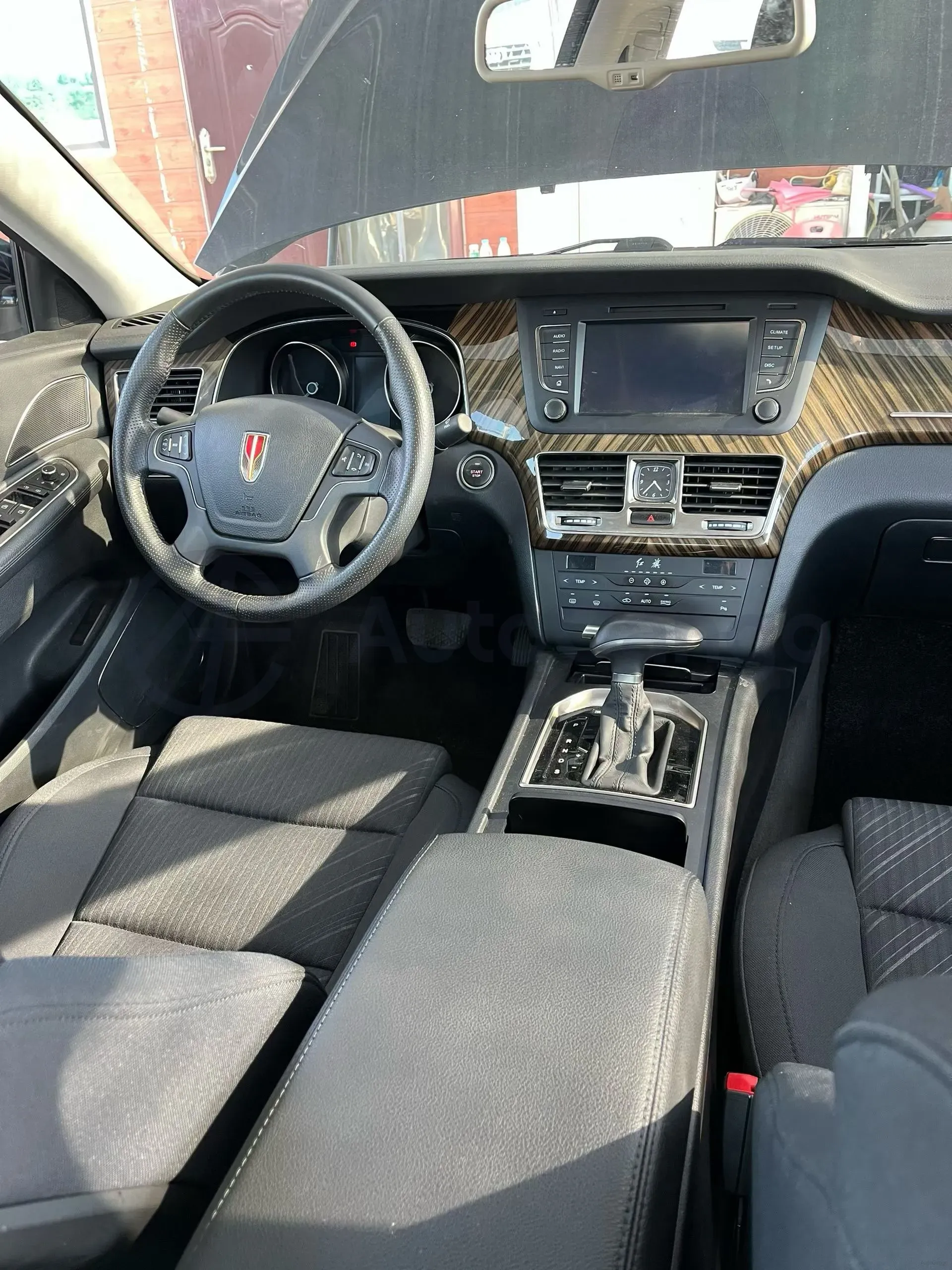 2021 HongQi H7 1.8T 188HP L4 6AT,autocango,china used car exporter,china ev exporter,chinese used car exporter,chinese used ev exporter